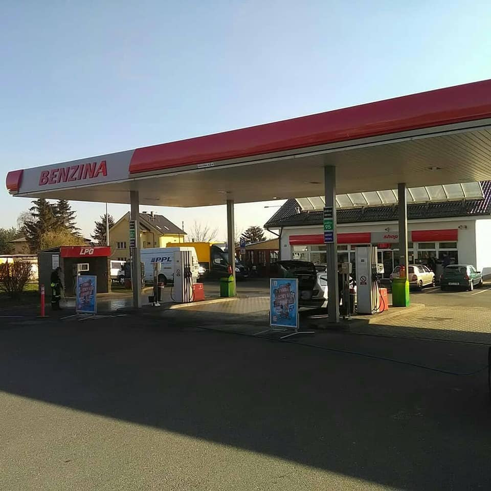 Profesionální čištění čerpacích stanic